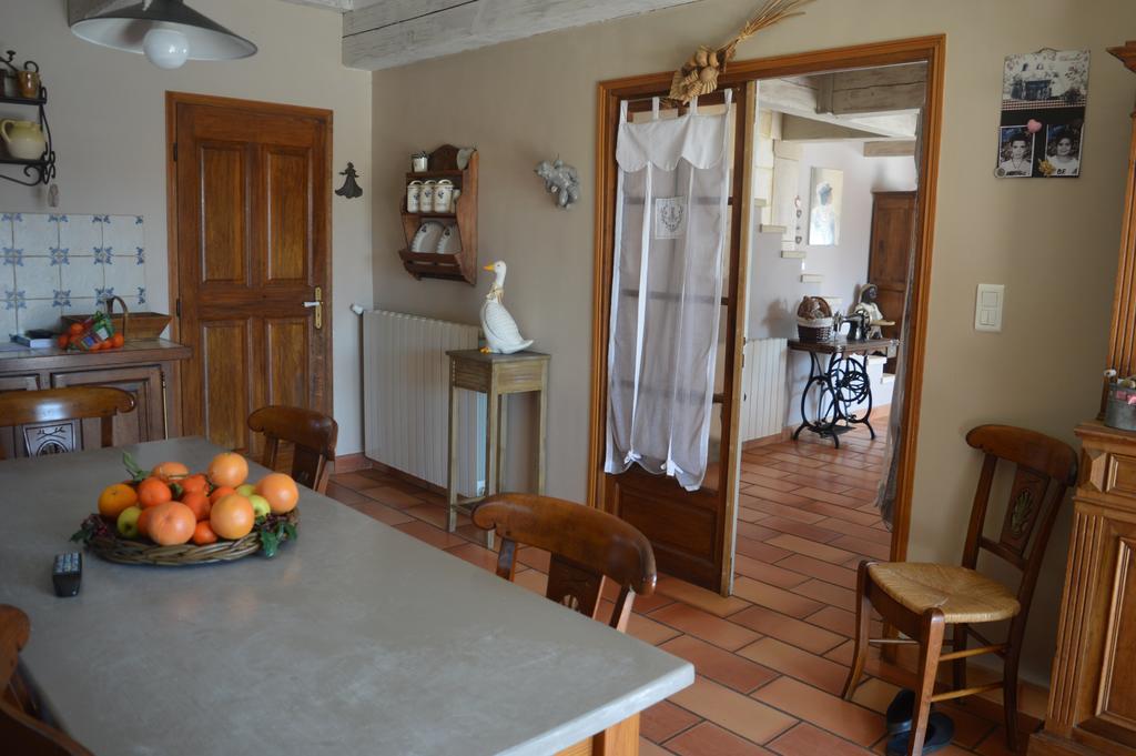 Bed and Breakfast La Bastide Des Oliviers Châteaurenard Zimmer foto