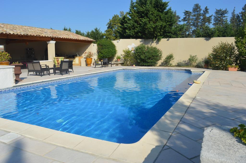 Bed and Breakfast La Bastide Des Oliviers Châteaurenard Exterior foto